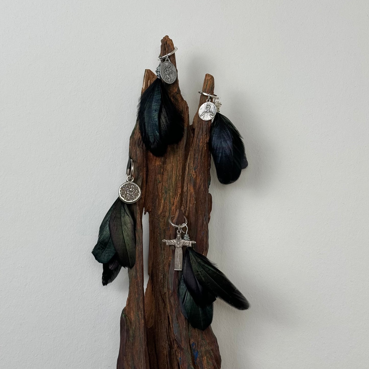 PEACEMAKER-001 FEATHER COIN WIRED EARRING
